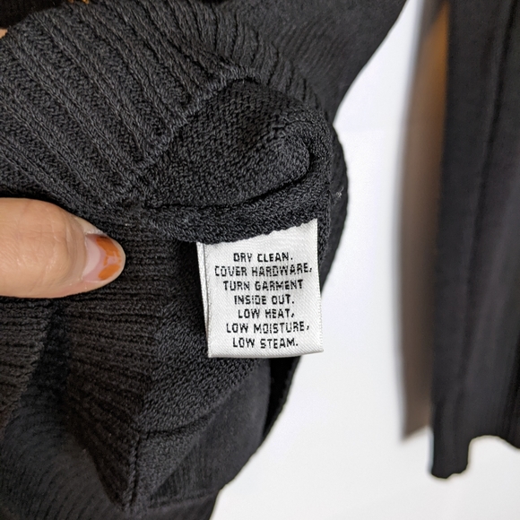 St. John Caviar Santana Knit Cardigan Black Embellished Buttons L - Picture 2 of 8